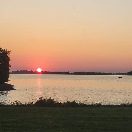 Turn On Inn Lake Village Екстер'єр фото